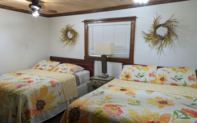 Squaw Valley Motel