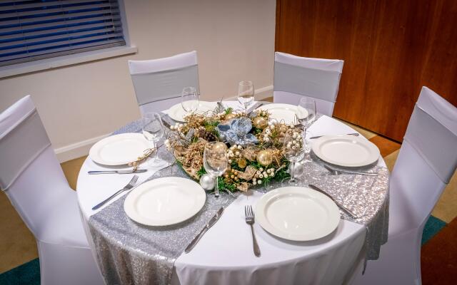 Holiday Inn Bristol Airport by IHG
