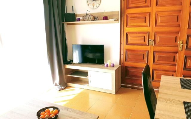 Apartment with One Bedroom in Roses, with Shared Pool, Furnished Terrace And Wifi - 350 M From the Beach