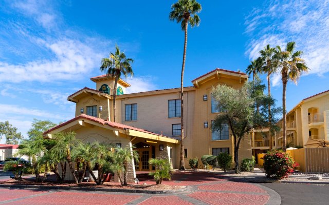 La Quinta Inn by Wyndham Phoenix Sky Harbor Airport