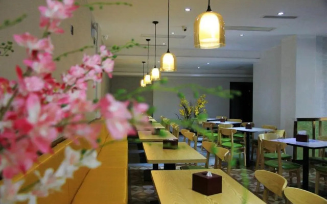 Vatica Fuzhou West Second Ring Road Xihu Park Hotel