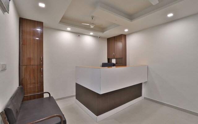 OYO 42047 Hotel Skyland