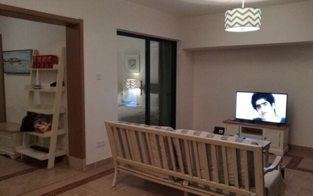 Wanke Shuangyuewan Seaview Apartment