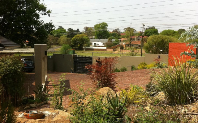 Mzanzi Rock Guesthouse