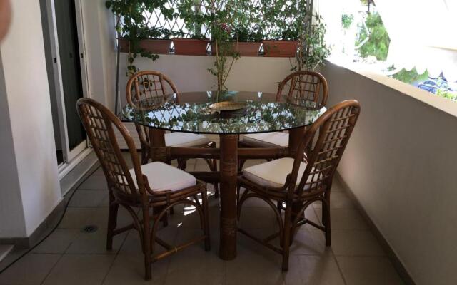 AGIA PARASKEVI appartement près du métro