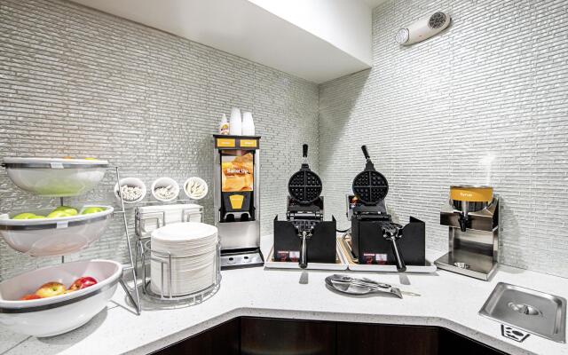 Spark by Hilton Matteson Chicago I 57