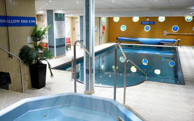 Riviera Hotel & Holiday Apartments