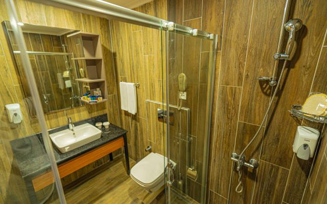 Viking Garden Hotel