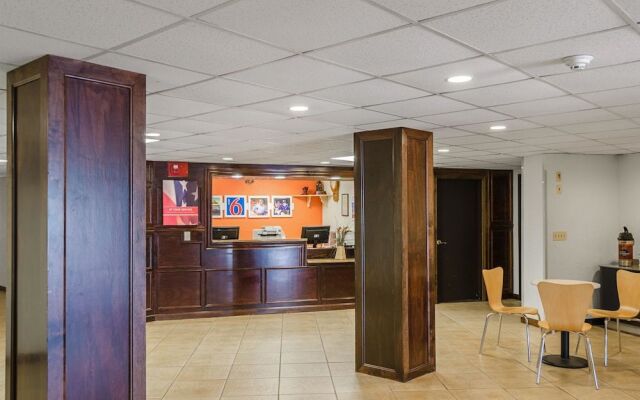 Motel 6 Westborough