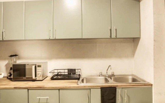 w Centric 1BR w AC in Miraflores