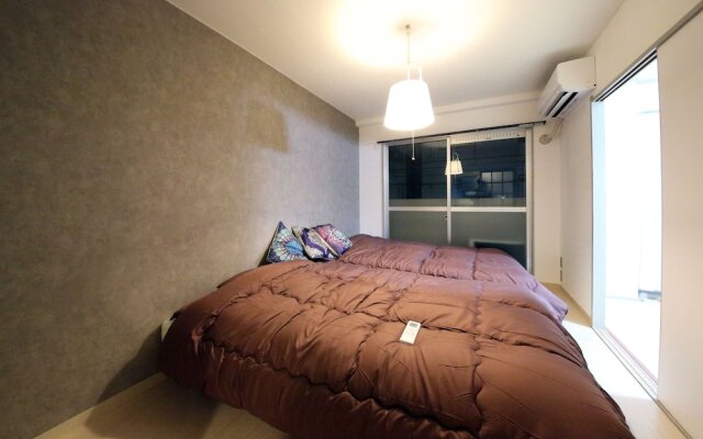 EX Tenjinnomori Apartment 201