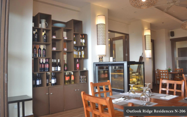 Outlook Ridge Residences N-206