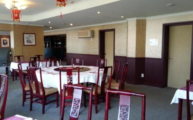 Riddiford Hotel