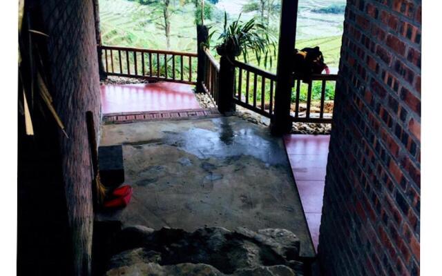 Sapa Hmong Bungalow Homestay