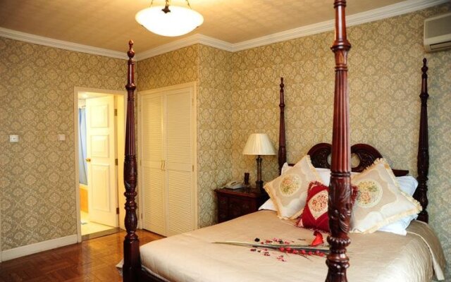 Patina Court All Suite