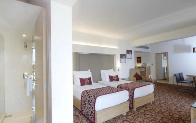 Pride Plaza Hotel, Ahmedabad