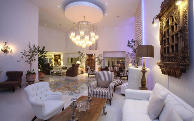 DoubleTree by Hilton Bodrum Marina Vista