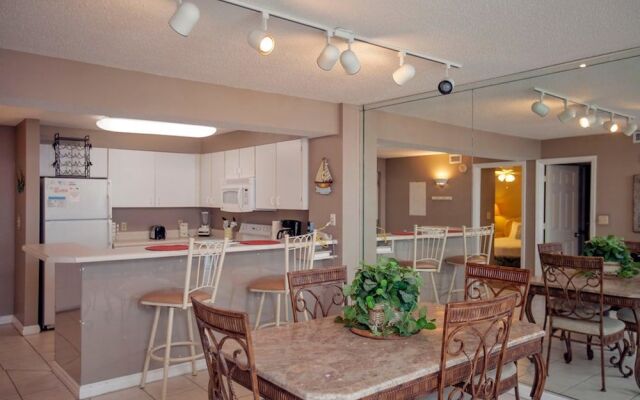 Pelican Beach Resort by Panhandle Getaways