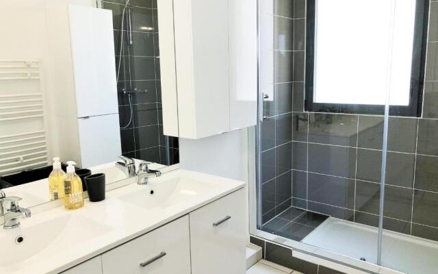 Maison Mitoyenne Moderne Quartier Aiguillon Residence 7