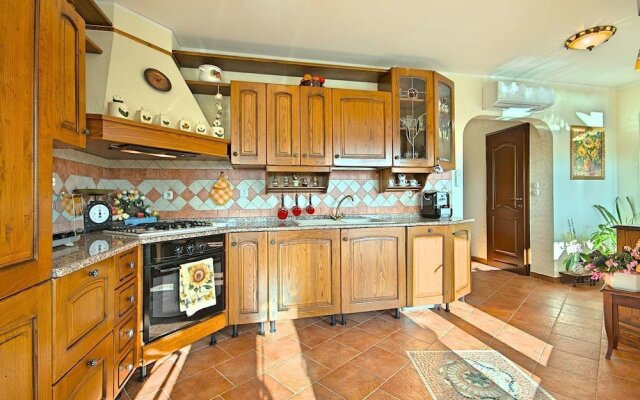 Villa Adry