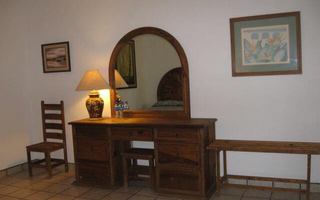 Los Barriles Hotel
