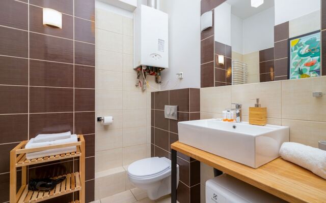 Apartment Krakow Plac Wolnica by Renters
