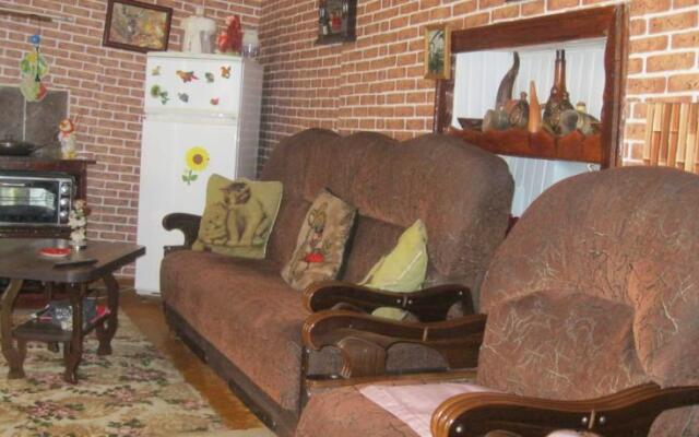 Guest House Latali