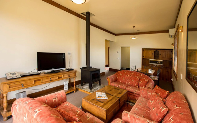 Powderhorn Chateau