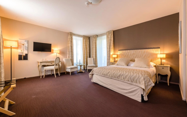 Hostellerie Le Petit Manoir – Guest Rooms – Morges
