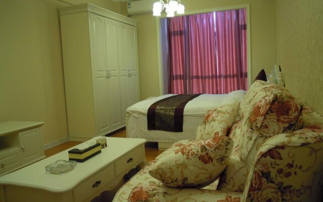 Dalian Mingrui Zuoan Classic Fashion Apartment