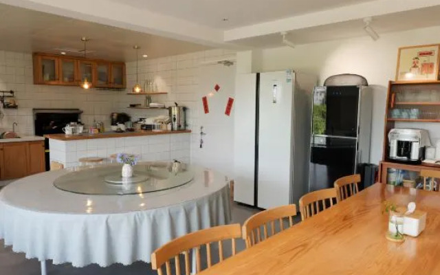 Living food and homestay