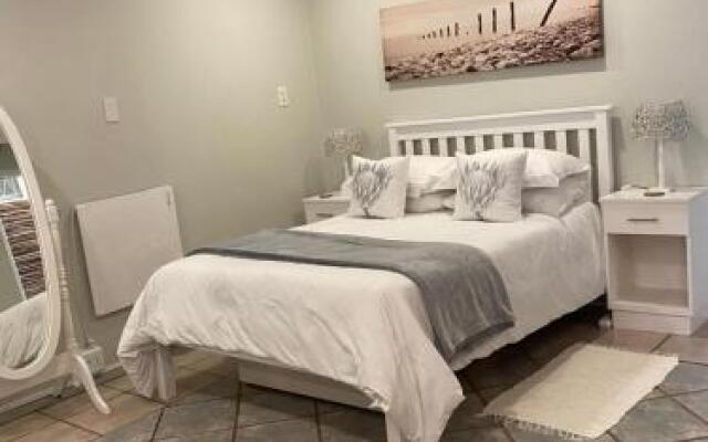 Glenelg Road Guesthouse