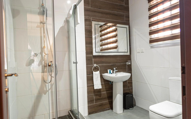 Gyamfuaa Court Apartments