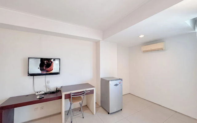 Best Price And Comfortable Living Studio At High Point Serviced Apartment – Guest Rooms – Surabaya