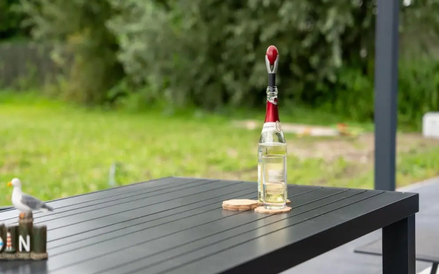 Holiday Home in Molenschot Near Nature Reserves