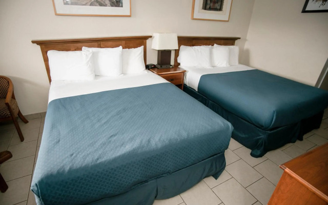 Pacific Inn
