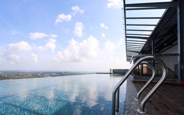 The Quartz Residence By I Housing