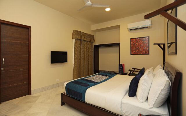 OYO 9366 Hotel Shambhu Villas
