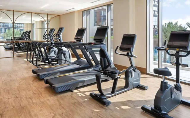 Chic 2 BR in Vida Residences Canal View