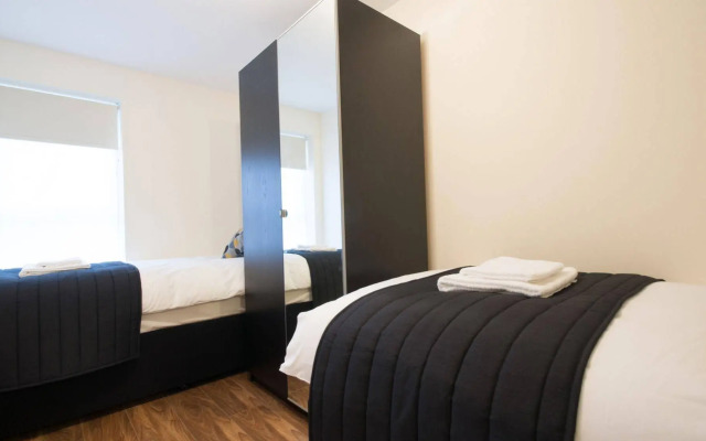 Arnos Apartments