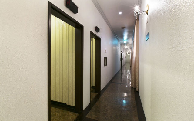 Hotel Luna Sennan - Adults Only