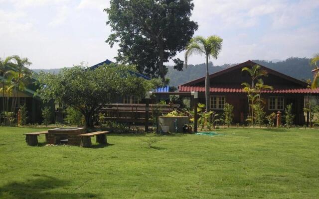 Tamarind Grand Resort Mae Sariang