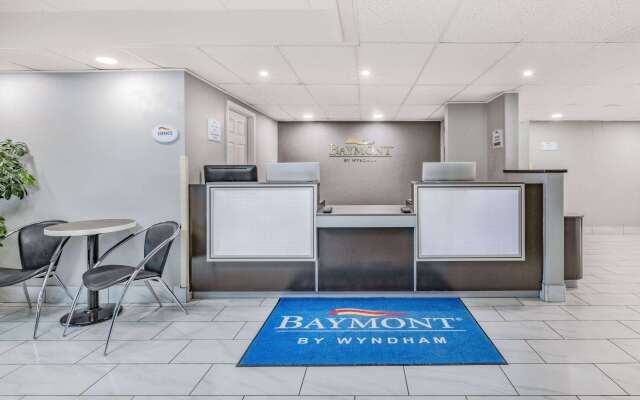 Baymont by Wyndham Gillette