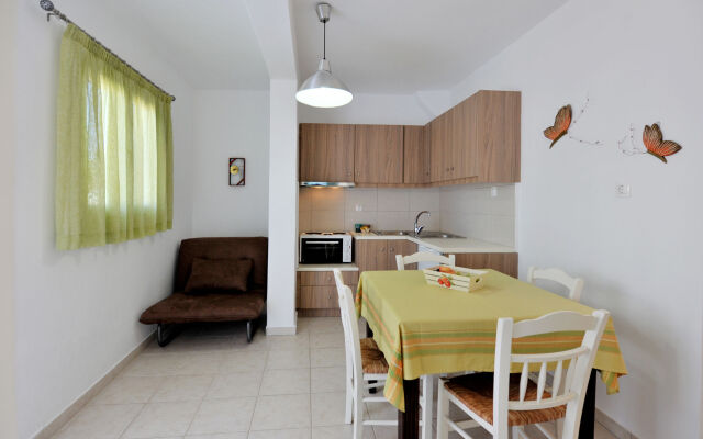 Tsakanos Apartments