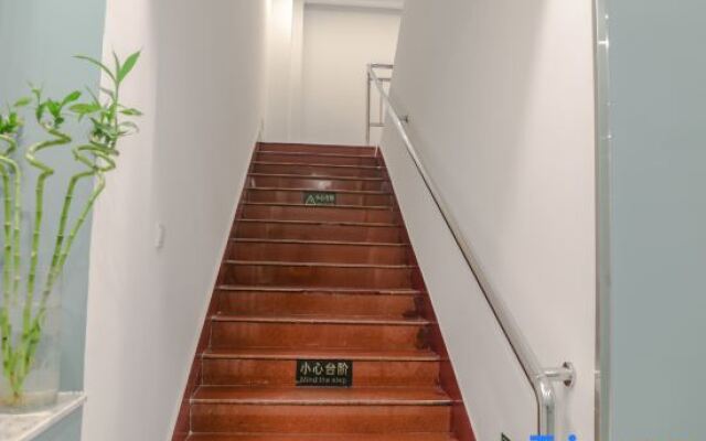 Yuan He Hotel Beijing(Beijing North China Electric Power University)