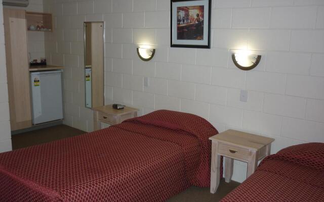 Nambour Lodge Motel