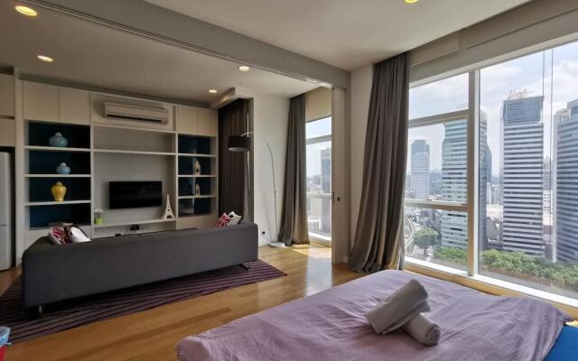 KL Platinum Suites by SNC