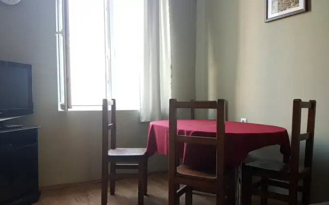 Hostel Retro