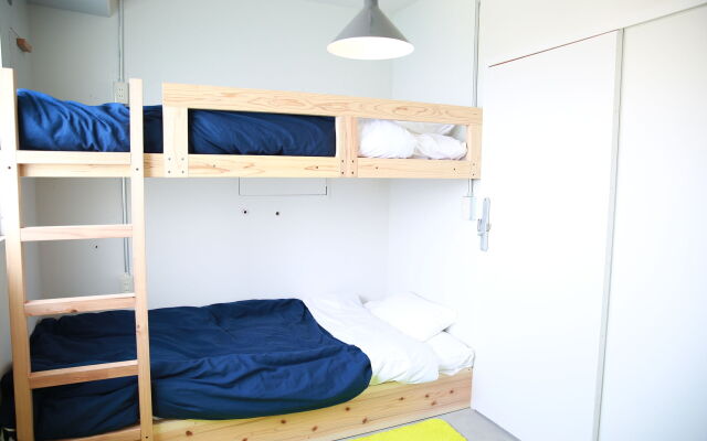 uzuhouse - Hostel