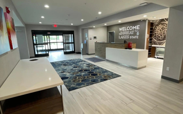 Hampton Inn & Suites Ypsilanti